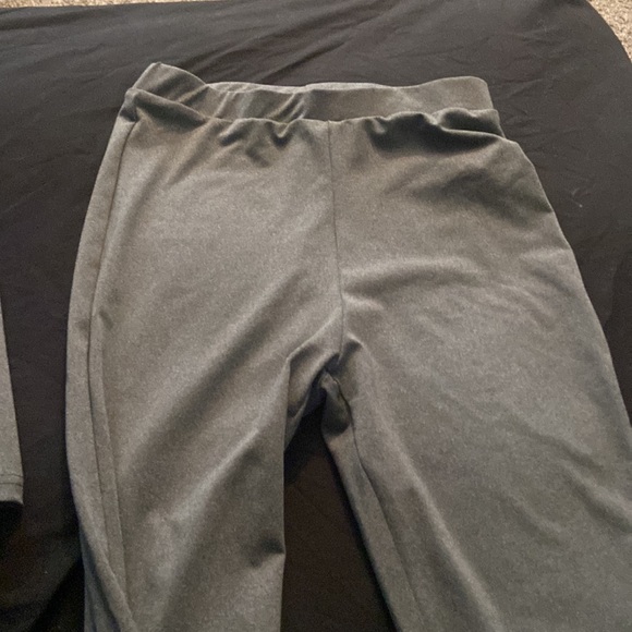 Matching set - Picture 2 of 4